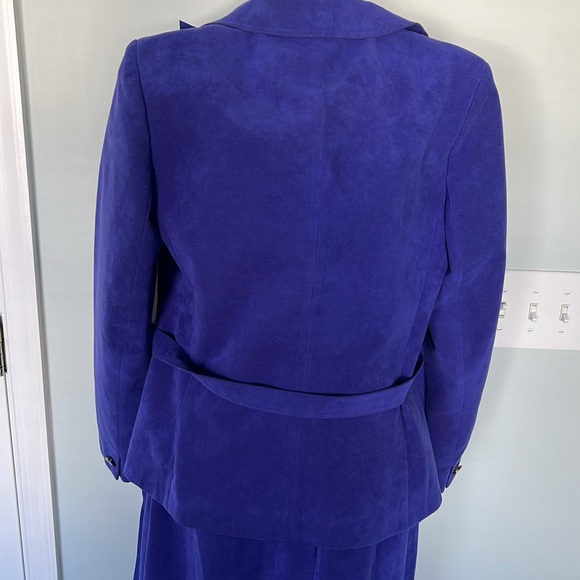 Vintage 80’s Charles Klein UltraSuede Suit - Picture 10 of 11